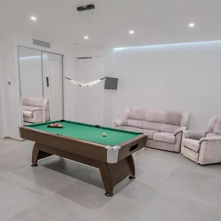 Du Golf Villa